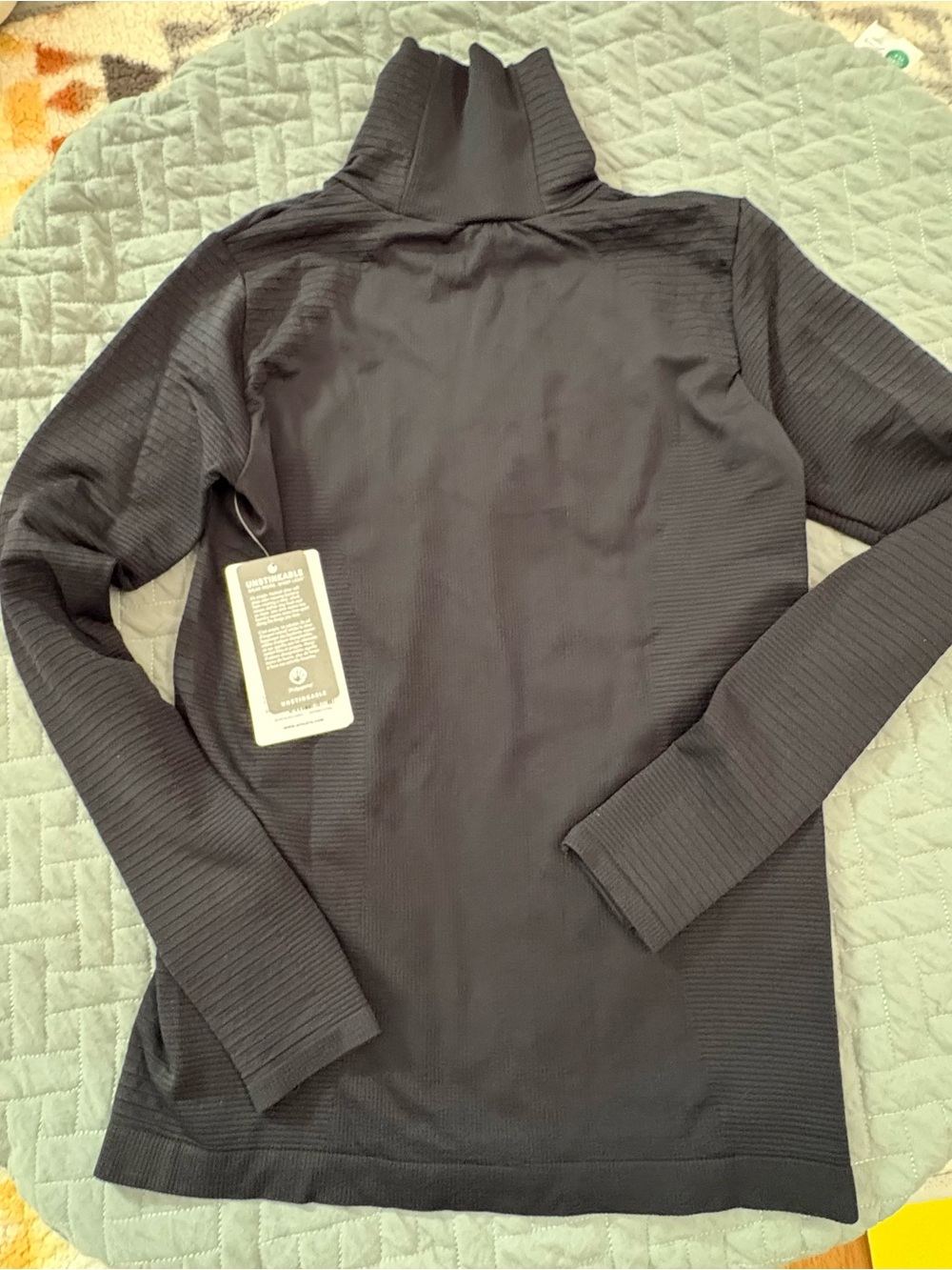NWT Athleta Flurry Blizzard Rib Turtleneck Top - Picture 2 of 5
